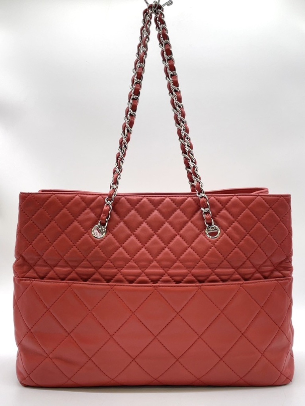 Chanel Coco Red Leather Tote - Picture 3 of 15